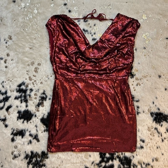 WOMEN’S Plus Size Cherry Red Sequin Cowl Short Sleeve Mini Dress - Picture 9 of 11